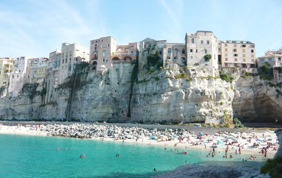 Tropea, tutto pronto per la premiazione del concorso di poesia “Onde Mediterranee”