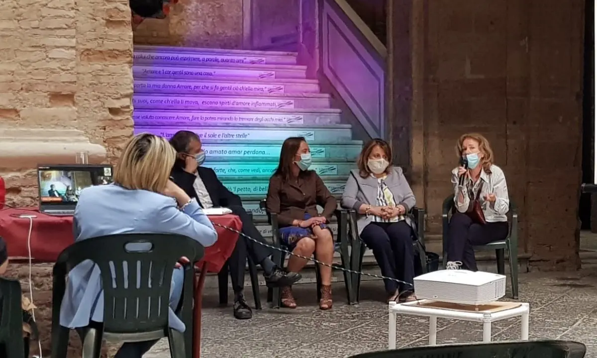 Il Maggio dei libri a Vibo, presentato \"Il recupero del Rinascimento\" di Paolo Coen
