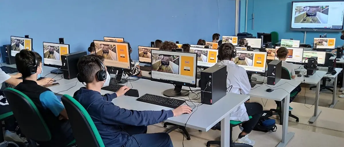 Studenti vibonesi paladini del riciclo, il Morelli-Colao alla finale del Green game