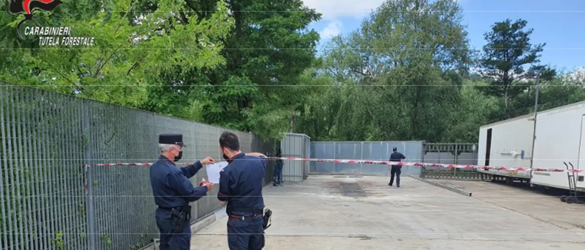 Polia: sequestrati due autolavaggi, una denuncia