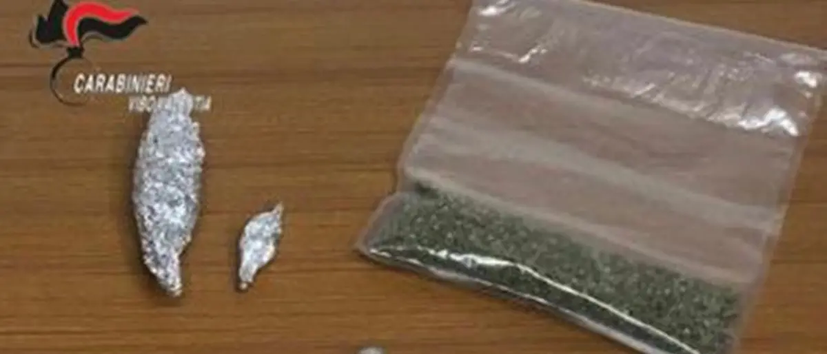 Carabinieri, in auto con la droga tra i limoni: arrestato 36enne di Monterosso