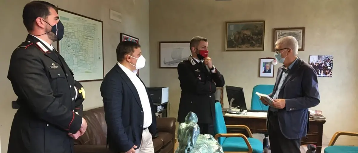 Sistema bibliotecario, Floriani e Lampasi ricevono l’Arma dei carabinieri