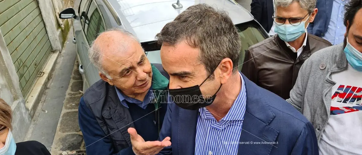 Occhiuto chiede “poteri straordinari” per governare la sanità in Calabria