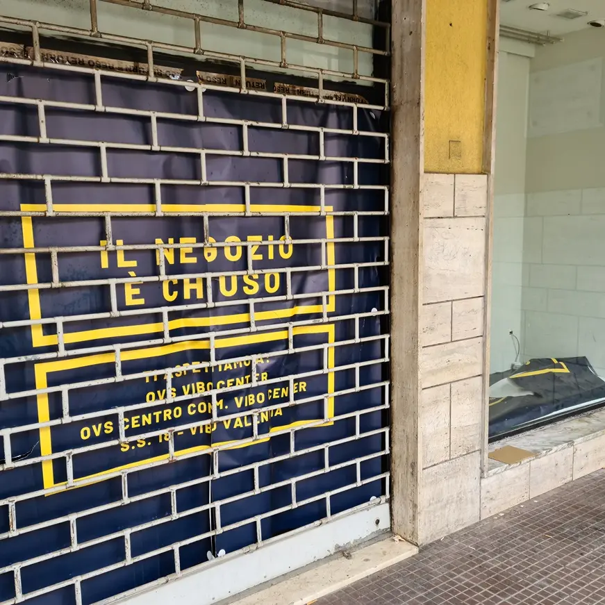 Confcommercio Vibo: «Negozi vuoti, serve una scossa». E chiede agevolazioni per le nuove attività ed eventi fissi\n
