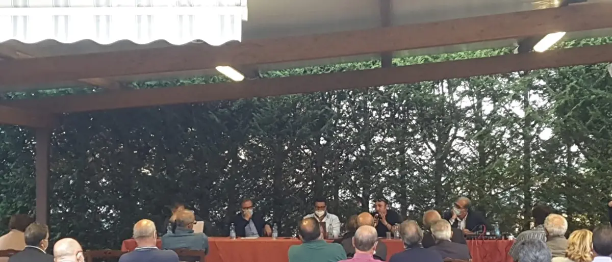 Filadelfia, il Pd guarda al futuro e discute di politica e territorio