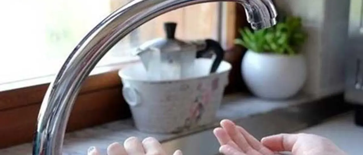 Crisi idrica a Vibo, ordinanza del sindaco: «Usare l’acqua solo per usi igienico-domestici»