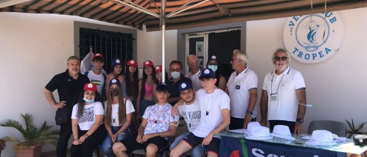 Vela day a Tropea, lezioni e visite guidate per gli studenti della città -Video
