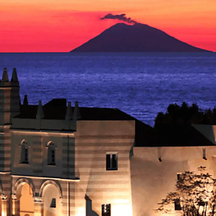 Tropea e la “Notte romantica”, fra musica, arte e spettacolo nel più bel borgo d’Italia