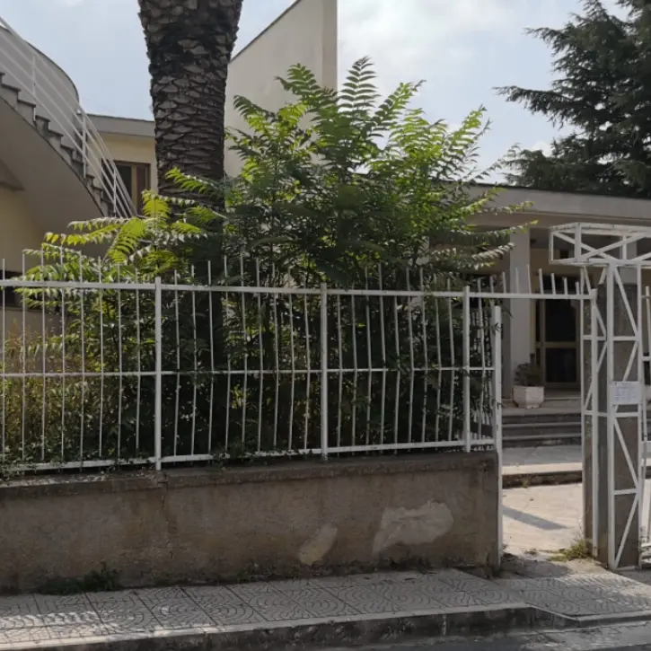 Vibo, nuovo stop per la biblioteca comunale: utenti sul piede di guerra