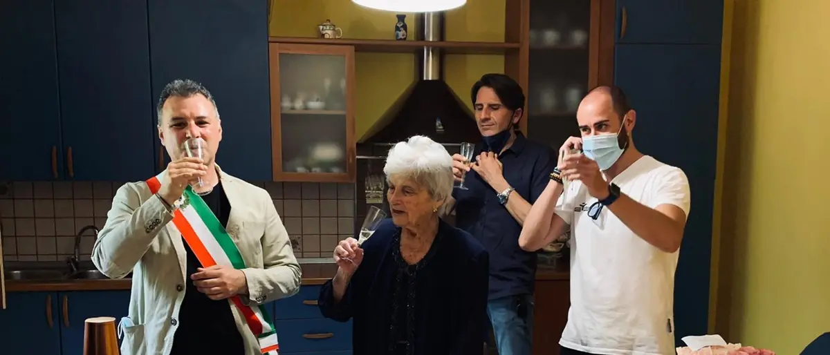 Stefanaconi, l’intera comunità festeggia i cento anni di nonna Grazia