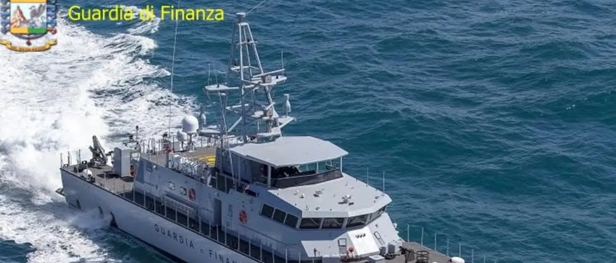 Tappa al porto di Vibo Marina per il nuovo pattugliatore della Guardia di finanza