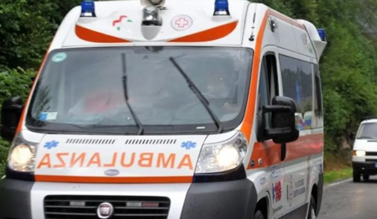 Nicotera senza 118, la disavventura di un giovane in attesa di soccorso: «Intervenuti prima i carabinieri e poi l'ambulanza»