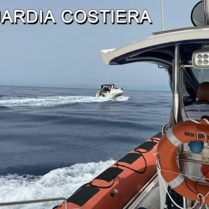 Capo Vaticano, imbarcazione in difficoltà soccorsa dalla Guardia costiera