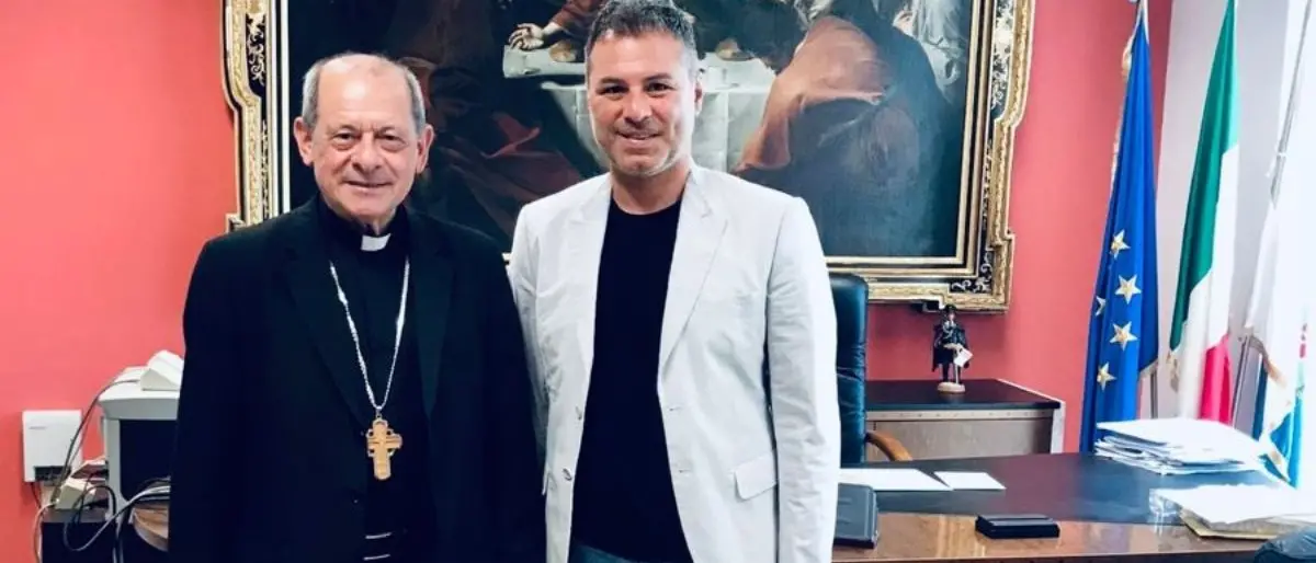 Vibo, il vescovo Oliva fa visita al presidente della Provincia Solano