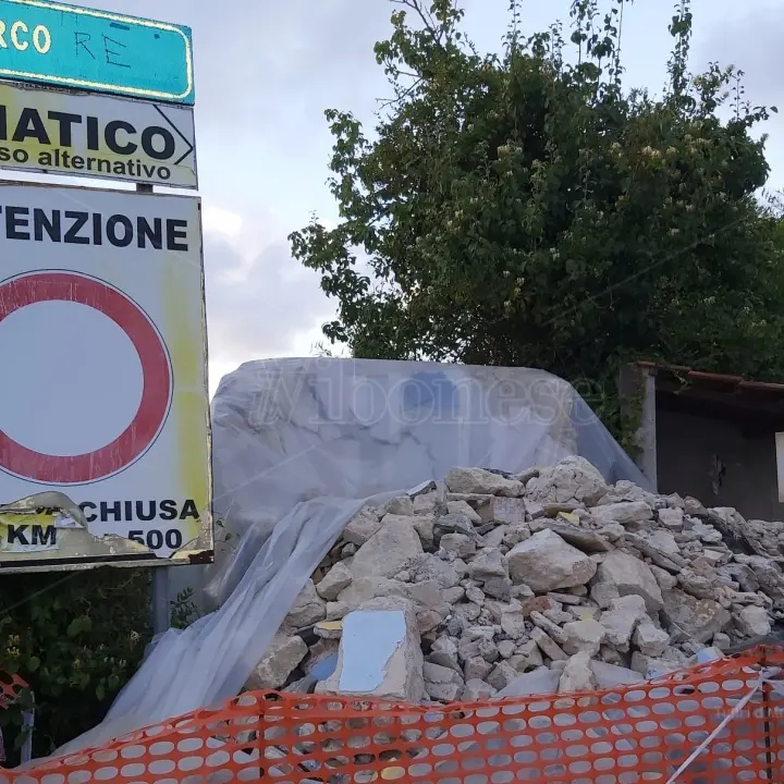 Cessaniti: la cappella San Basilio distrutta da un incidente verso la ricostruzione