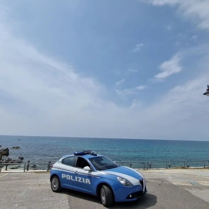 Ricadi, rissa in un locale per il conto troppo salato: denunciati in 19