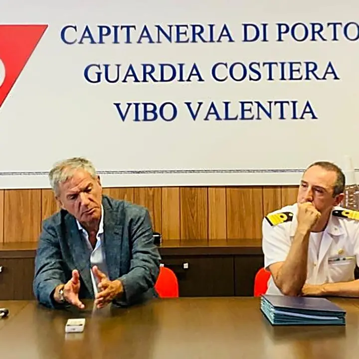 A Vibo Marina passaggio di consegne tra Guardia costiera e Autorità portuale