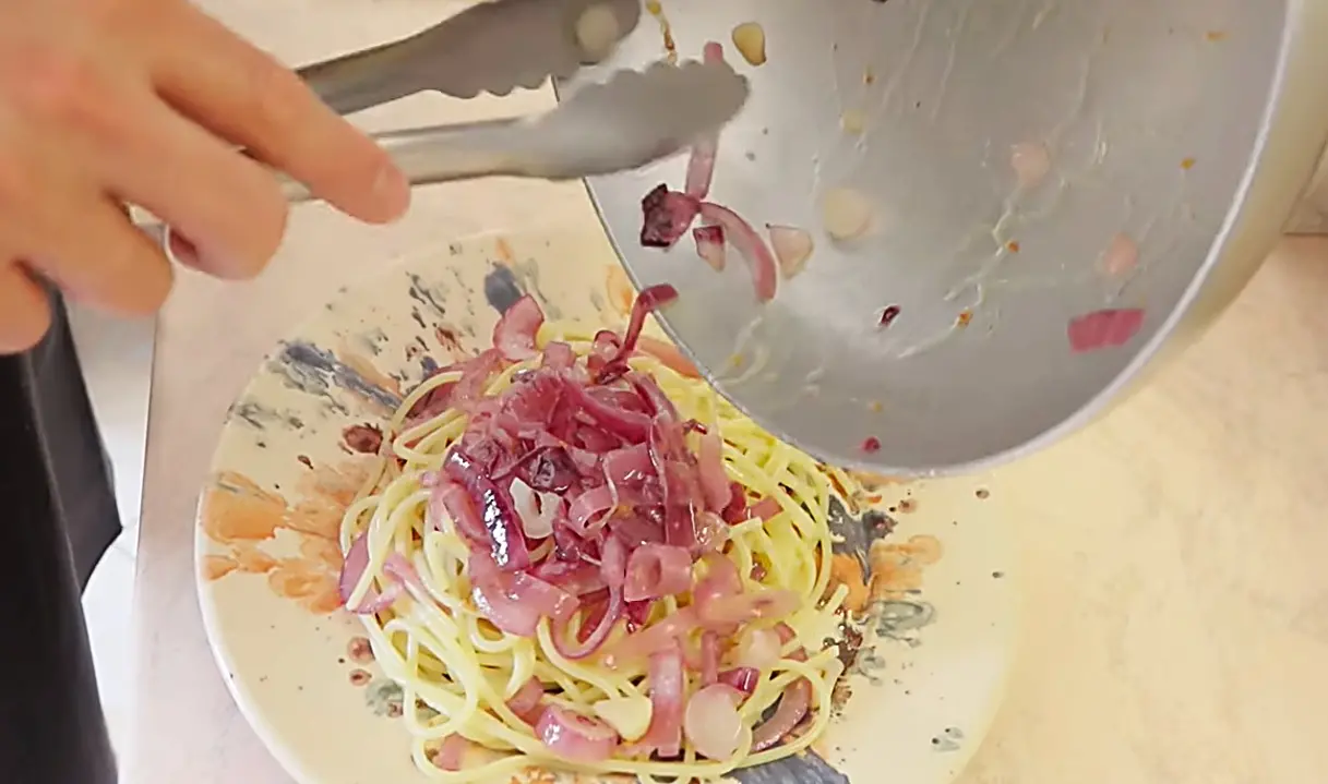 La cipolla “parla” giapponese: le video-ricette nipponiche celebrano la Rossa di Tropea -VIDEO