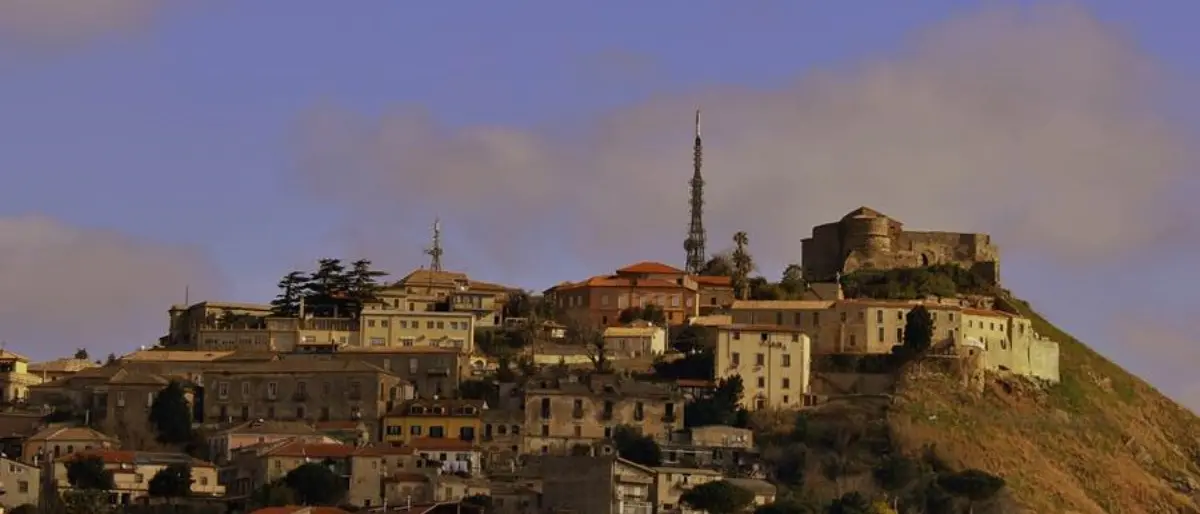 Tour culturali, guide turistiche e centro info: i progetti estivi della Pro loco Vibo Valentia