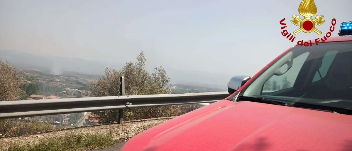 In fiamme un elicottero di Calabria Verde: fermato un trentenne