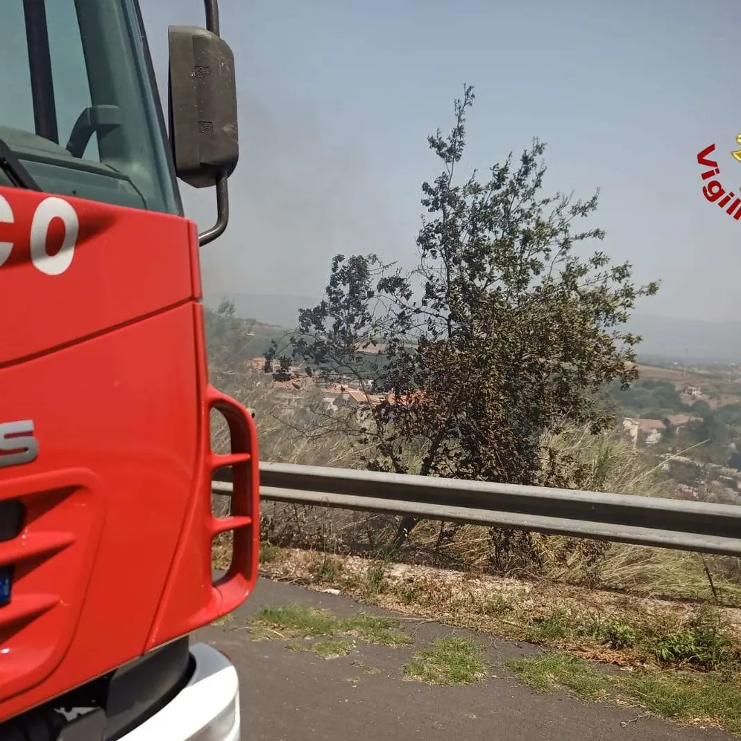 La Calabria presenta il Piano antincendio boschivo: schierati droni, fototrappole e forestali