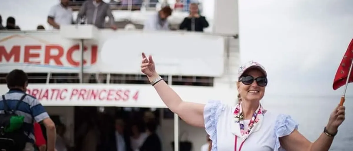 Ferragosto da sold out per le Eolie, pienone al porto di Vibo Marina