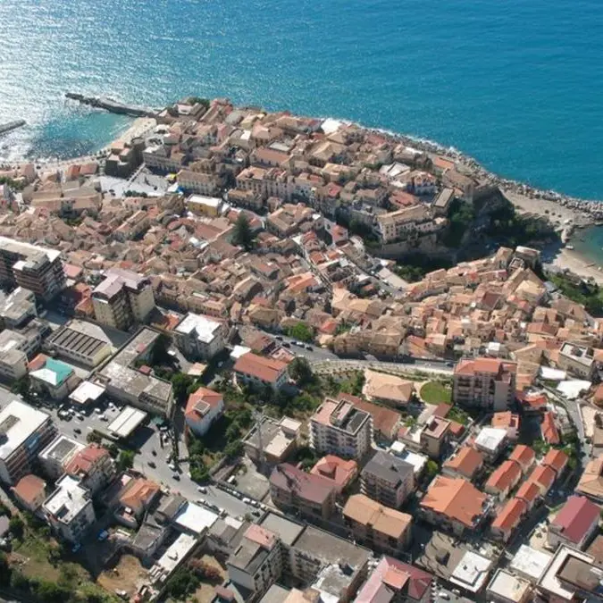 Dal mare sporco al problema rifiuti, le proposte del Wwf ai candidati a sindaco di Pizzo