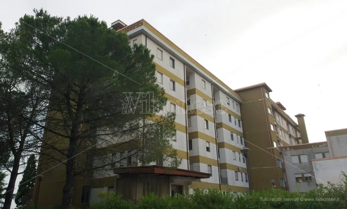 Non solo Vibo e Serra, anche a Nicotera lunghe code per l'esenzione ticket