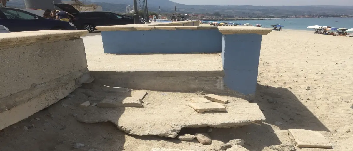 Vibo Marina, spiaggia libera off limits per i disabili