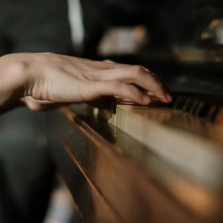 Vibo, serata dedicata alla musica classica con l’esibizione della pianista Maria Murmura Folino