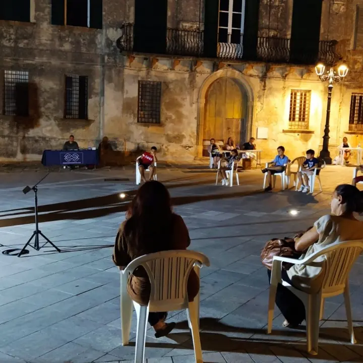 Briatico, successo per la prima edizione della piccola fiera di autori