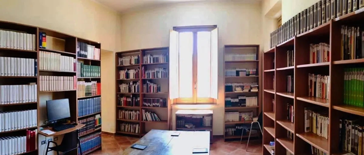 Serra, i consiglieri Procopio e Tassone: «Biblioteca, revocare la procedura di selezione»