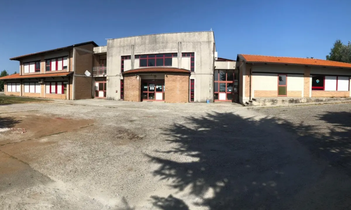 Destinati 100mila euro per la scuola di Piani di Acquaro. Il sindaco: «Grande risultato»