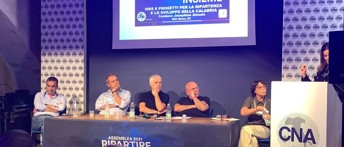 A Pizzo Cna a congresso con i 4 candidati. Ma a lungo è stato un “duello” a due