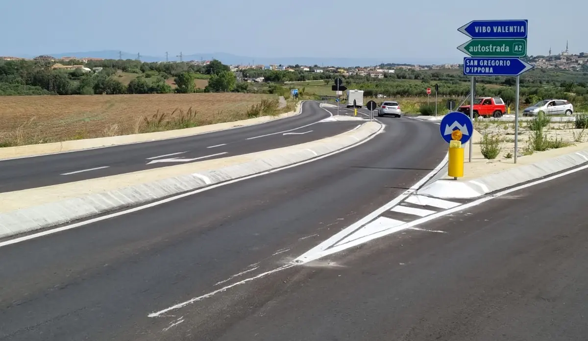 Viabilità, dalla Provincia di Vibo lavori di messa in sicurezza sui tratti stradali