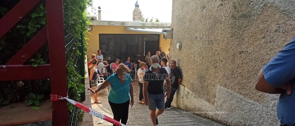 Esalazioni tossiche da vasca con mosto, quattro morti a Paola