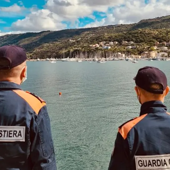 Sequestrato un pontile in ferro abusivo nel porto di Vibo Marina