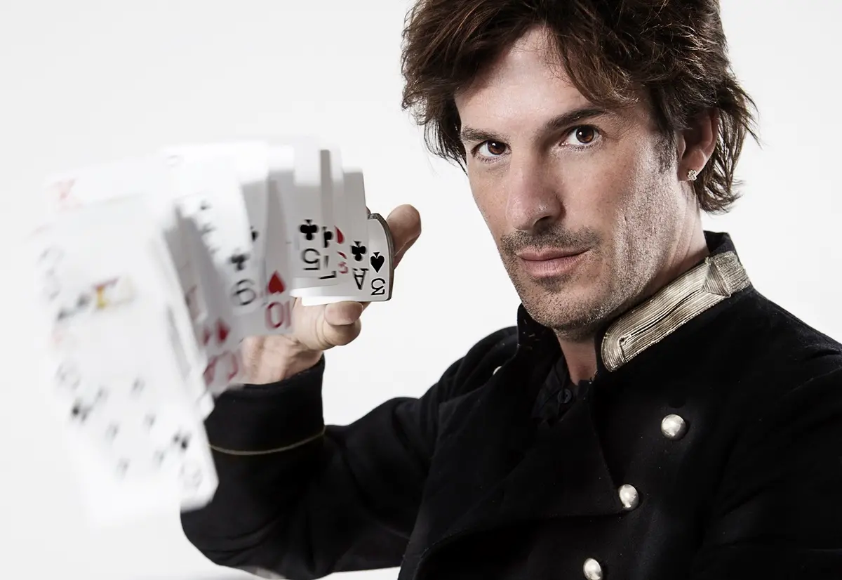 A Vibo arrivano il mago Casanova e la Young Musician European Orchestra