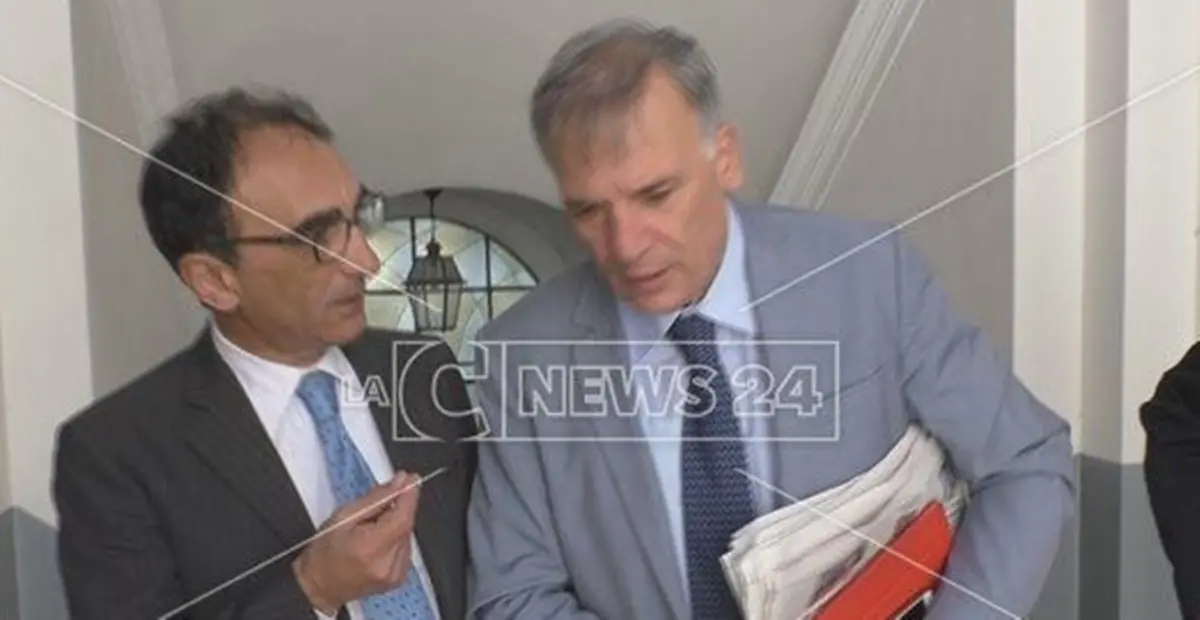 Catanzaro, abuso d’ufficio: assolto il sindaco Abramo. Condannato invece Tallini