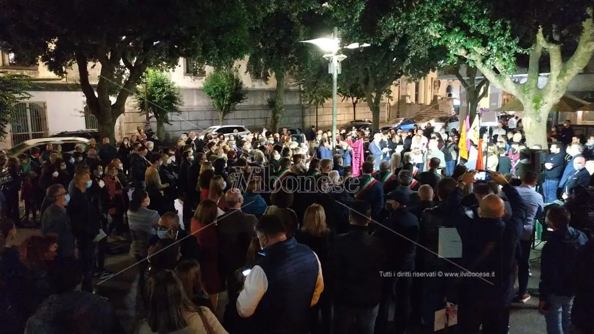 Vibo, Libera in piazza contro l'omertà: la testimonianza delle vittime di 'ndrangheta -Video