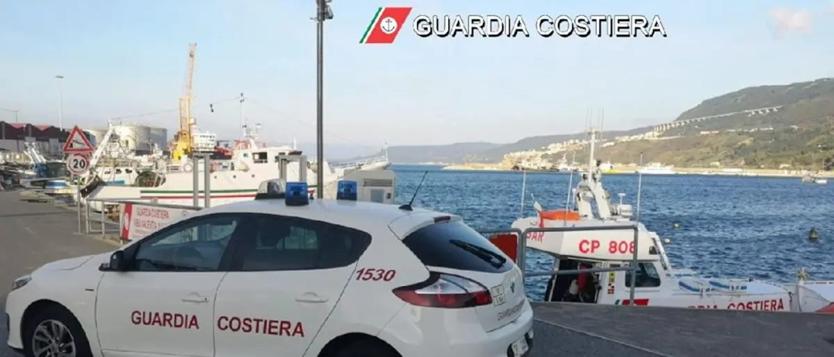 La Guardia costiera di Vibo sanziona due pescherie e sequestra il pescato