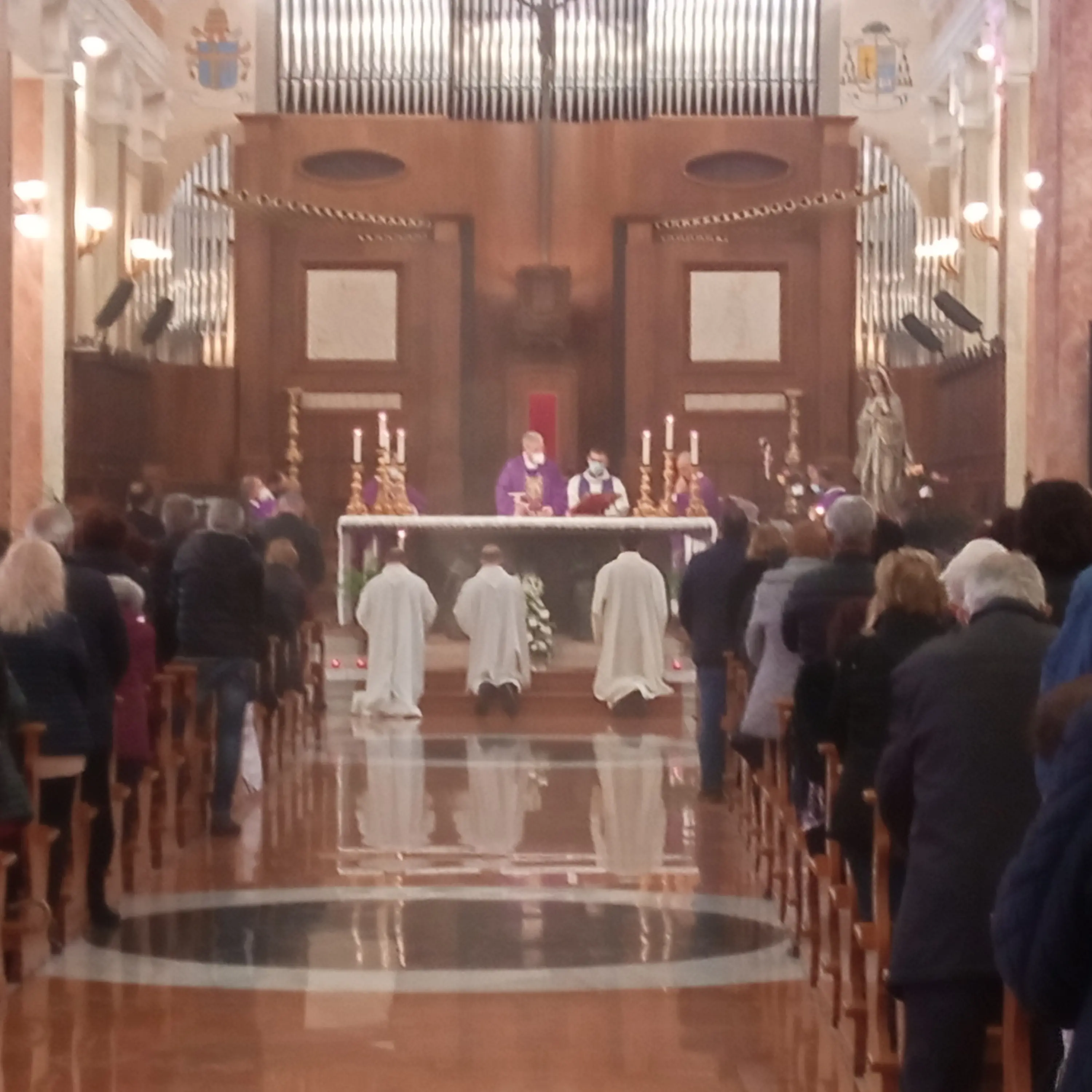 2 Novembre a Mileto, monsignor Nostro: «I defunti tifano e intercedono per noi»