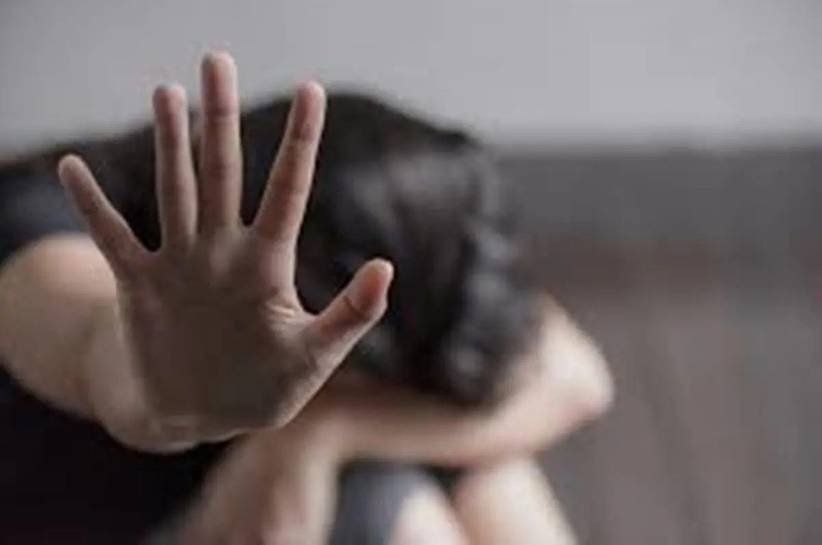 «Costretta a baciare lo zio»: 66enne di Briatico condannato a due anni per violenza sessuale sulla nipote 18enne