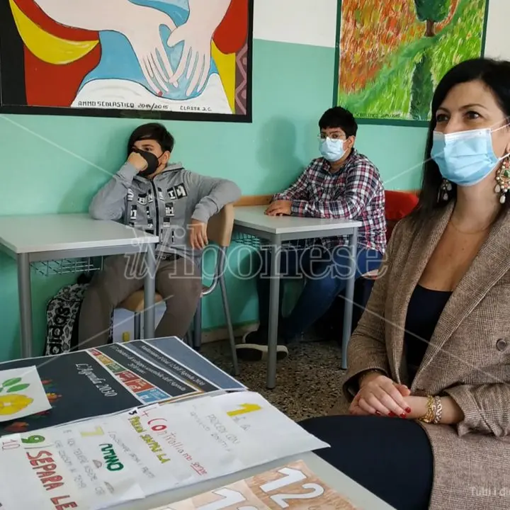 Gli alunni di Vibo Marina e la sostenibilità ambientale con il sottosegretario Floridia - Video
