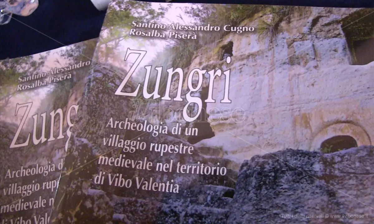 Vibo, continua la kermesse \"Un libro al mese: riflettori sulle grotte di Zungri -Video