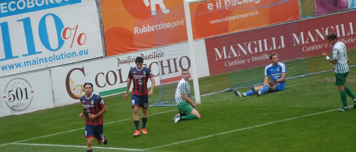 Serie C, la Vibonese pareggia in casa per 1-1 contro il Monopoli
