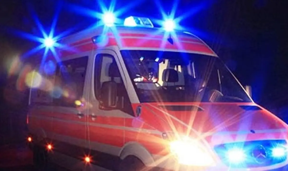 Parghelia, uomo trovato in una pozza di sangue sulla ex SS 522: salvato da un’ambulanza di passaggio