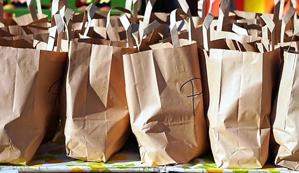 Derrate insufficienti e nessuna struttura idonea, le associazioni vibonesi affiliate al Banco alimentare: «Servizi a rischio»