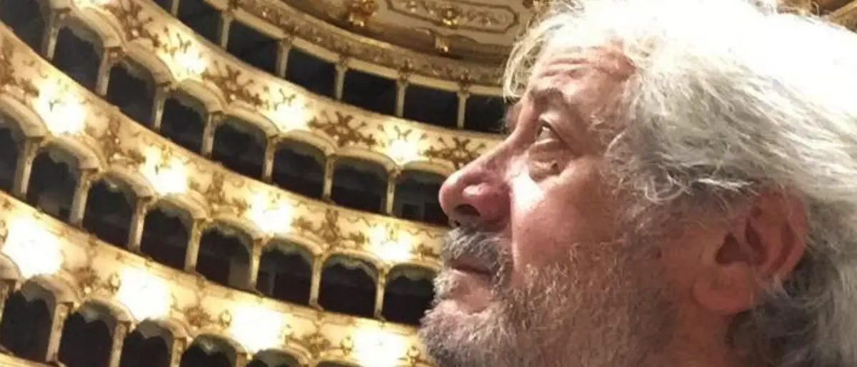 Dalla scuola d’arte di Vibo a direttore di scena nei teatri, la storia di Ivan De Paola
