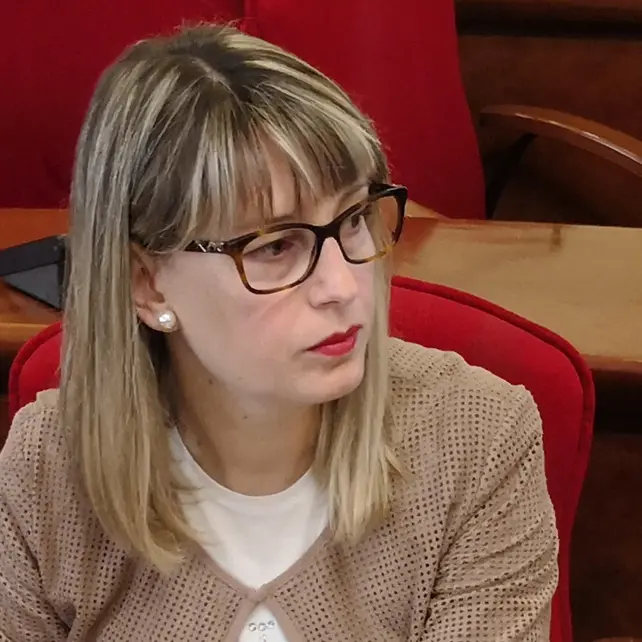 Comune di Vibo, Giusy Colloca lascia il gruppo consiliare di Forza Italia